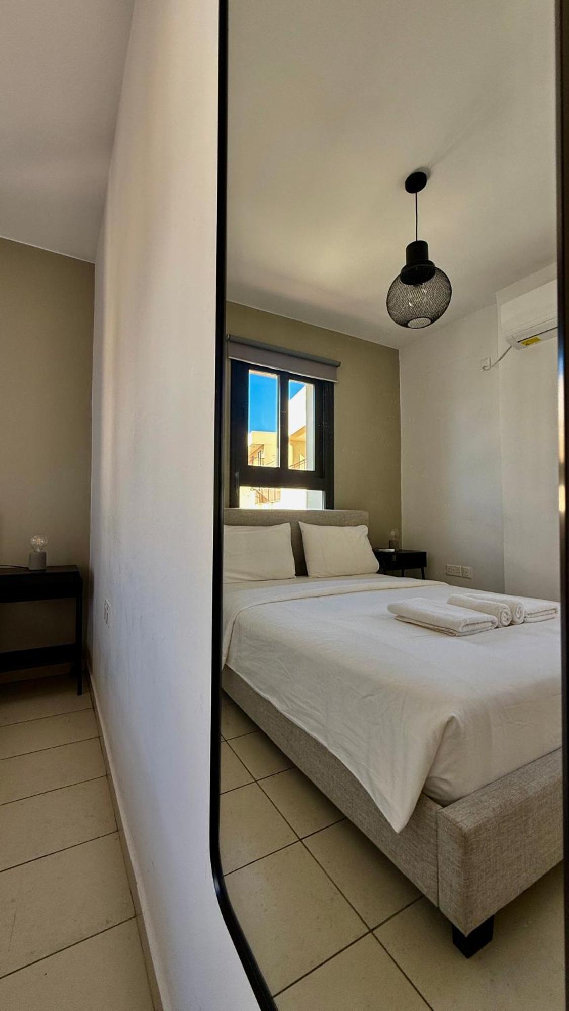 Paphos Sea La Vie #1 - Luxury Seaview Apartment מראה חיצוני תמונה